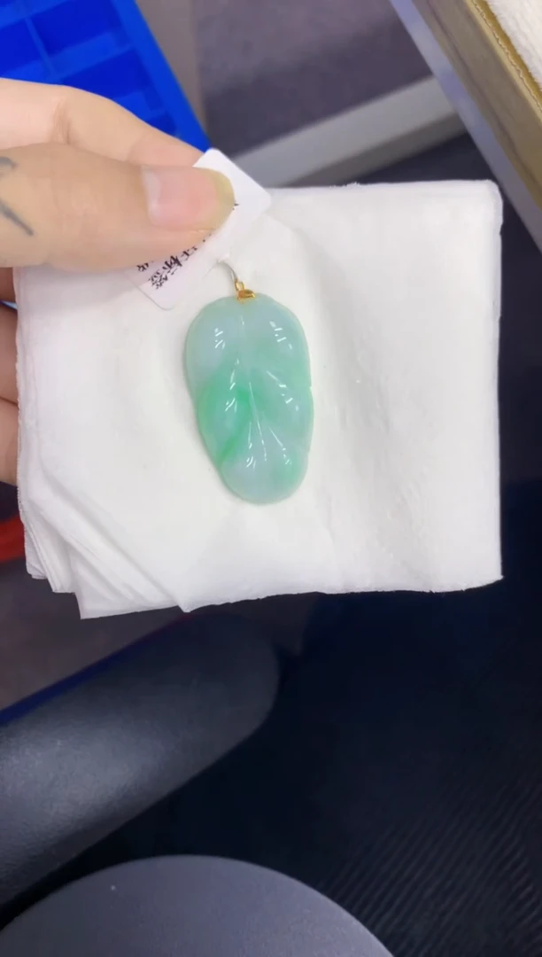 翡翠未镶嵌颈饰缅甸翡翠a货