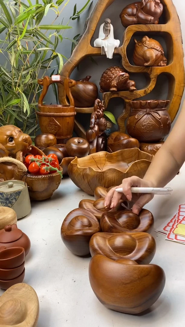 香樟木A17小元宝摆件/尺寸