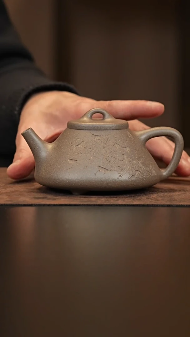 【闪购商品】紫砂茶壶允禾斋wwsr 青段 子冶青色刻绘