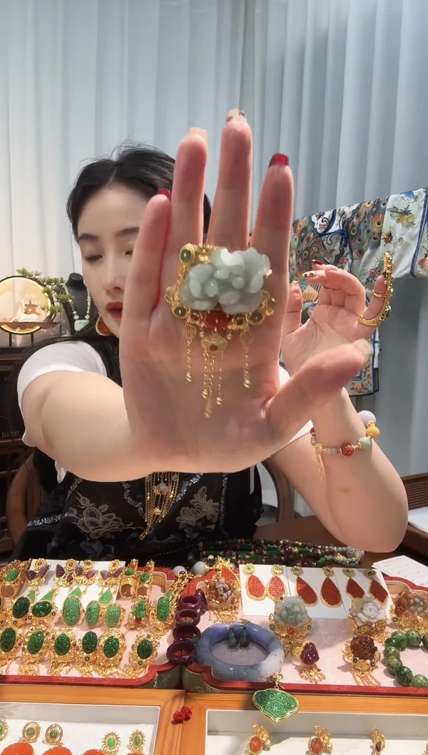 未镶嵌戒指翡翠未镶嵌 戒指 翡翠