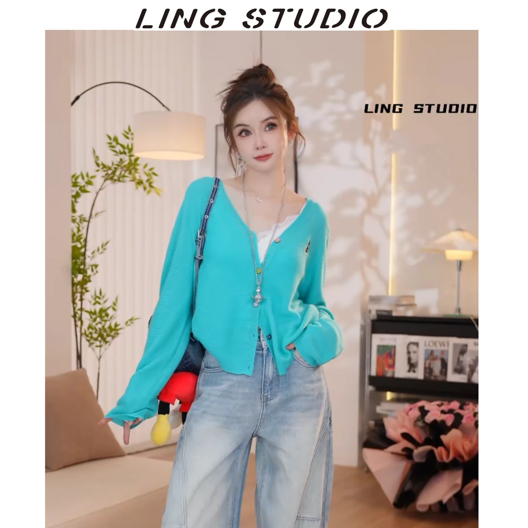 早春新品-零零『米奇甜妹』2025减龄绵羊毛卡通刺绣开衫5021804