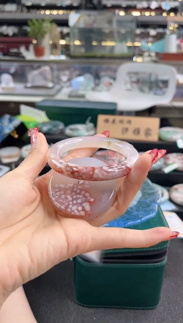 未镶嵌手镯石英质玉瑾圈口（赠品镯心）