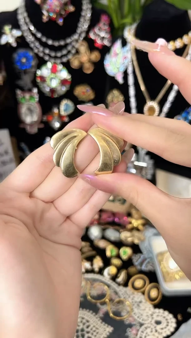 铁合金合成碳硅石trifari耳针717
