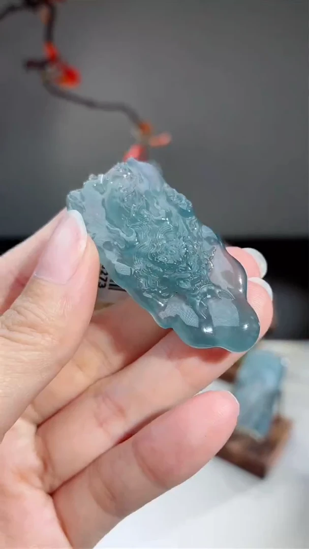 翡翠挂件未镶嵌天然A货翡翠-龙牌