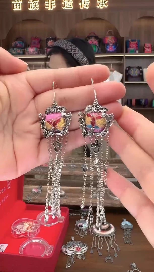 织绣扶光苗绣传承38