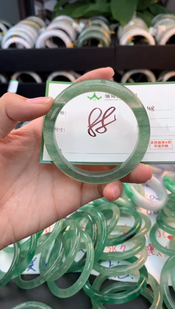 未镶嵌手镯水晶H****n水晶+多样性拍1发1
