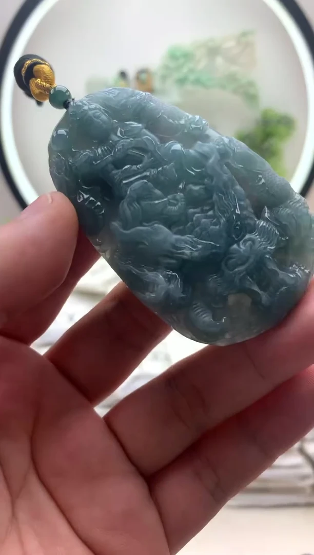 颈饰未镶嵌翡翠普贤