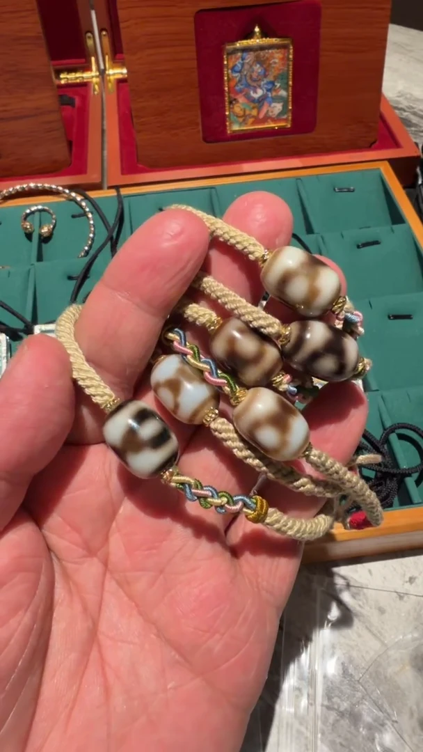 未镶嵌珠子玛瑙/玉髓68多样性发一