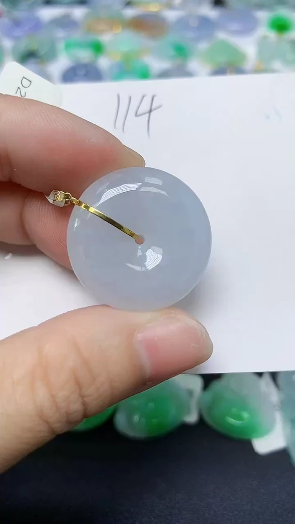 翡翠18K金镶嵌颈饰天然缅甸翡翠A货