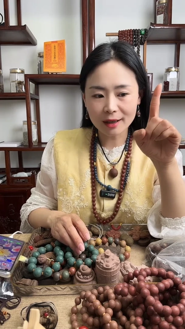 泥塑暖阳回春（莲花、扎基拉姆、狐狸）3块