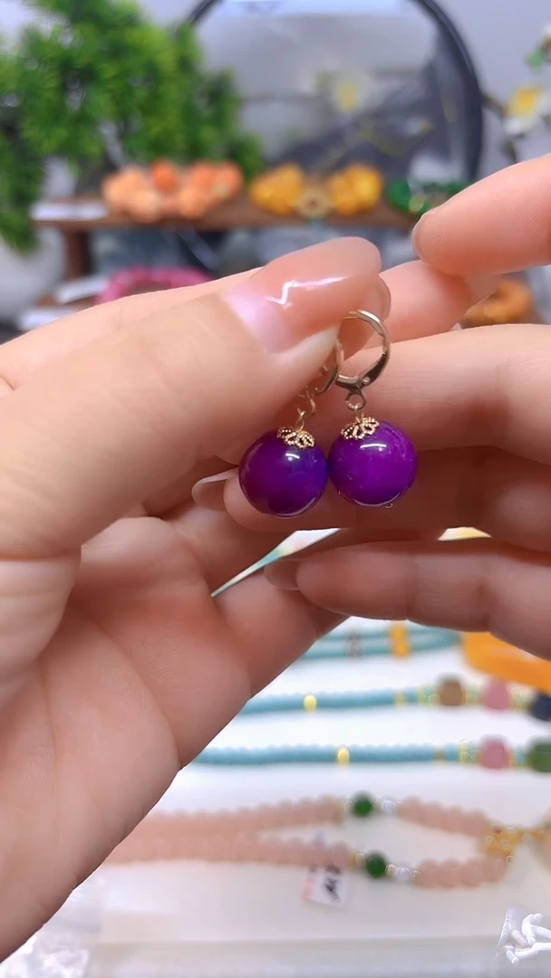 14K金镶嵌苏纪石（舒俱来）耳饰E634