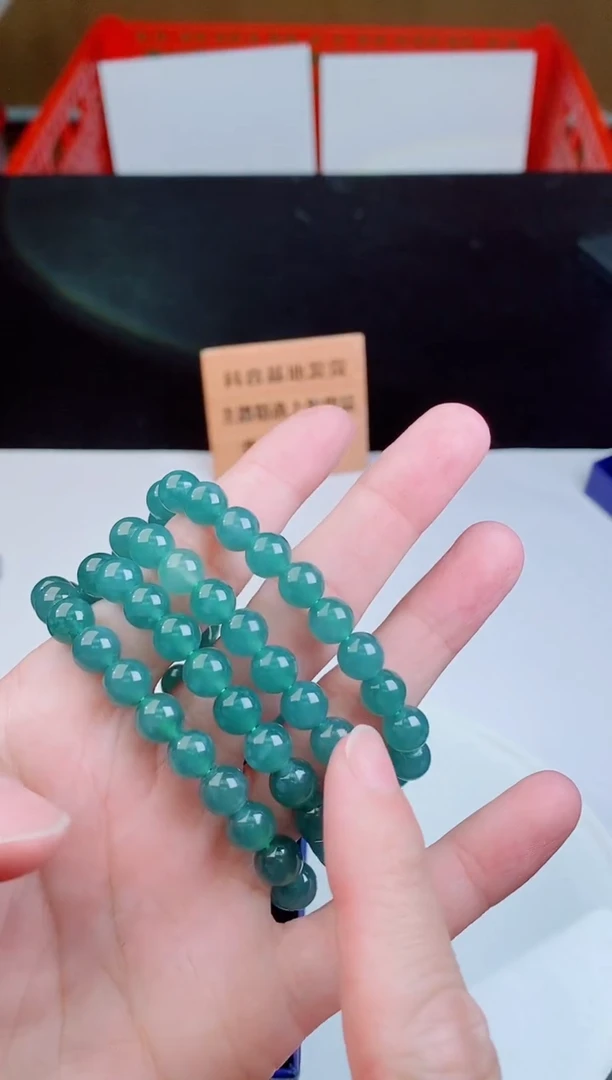 颈饰未镶嵌翡翠1