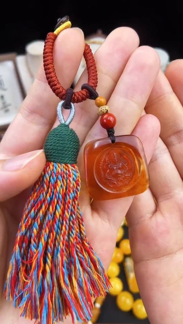 琥珀未镶嵌珠宝奇石柒月