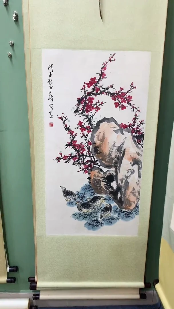 竖款精品三尺花鸟卷轴，红梅