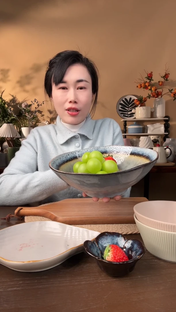 【闪购商品】瓷片9.5英寸异形冰裂麻点汤碗微瑕