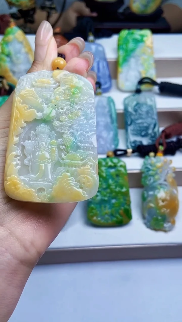 颈饰未镶嵌翡翠翡翠A货