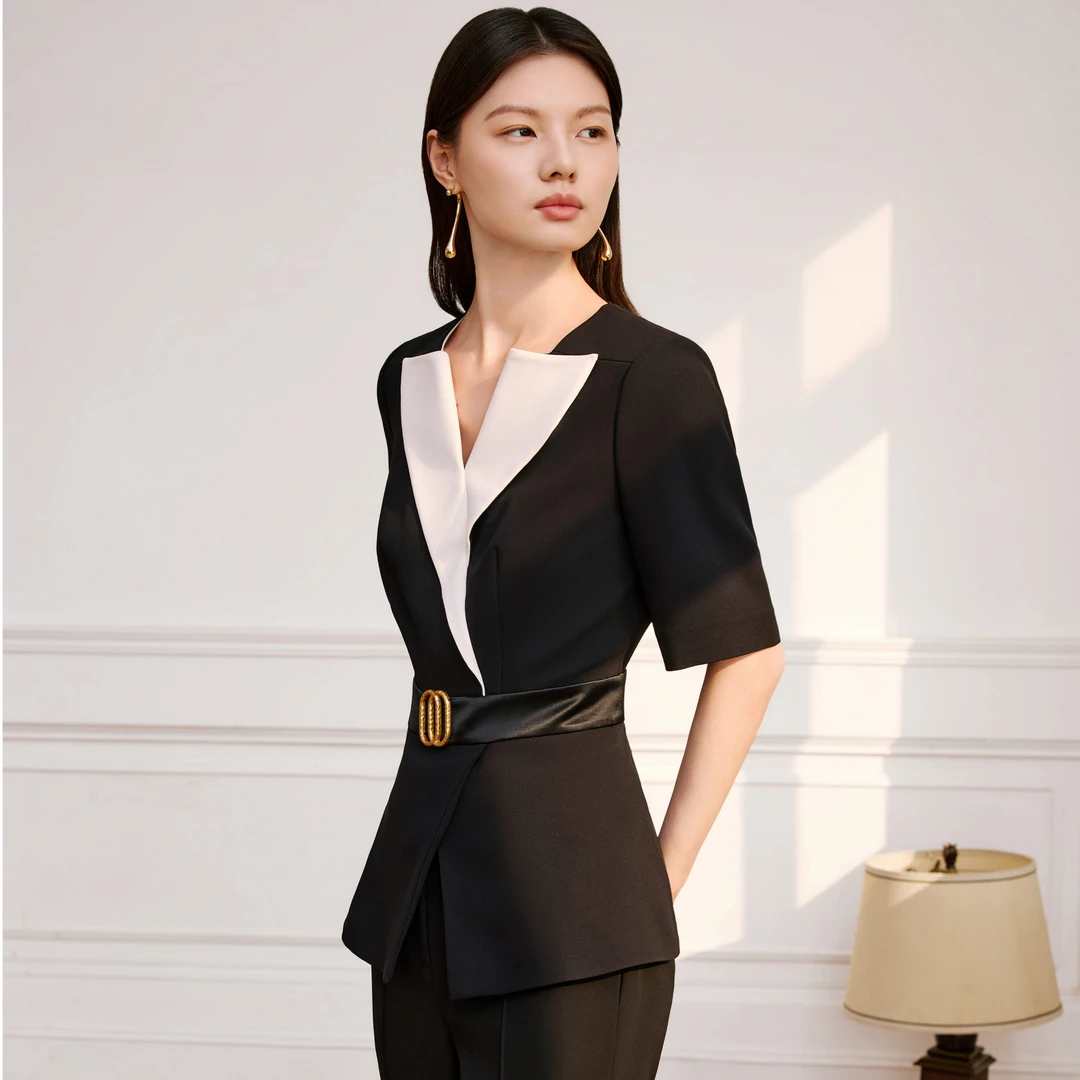 OBBLIGATO奥丽嘉朵2025夏收腰气质商务单上衣1C65270040