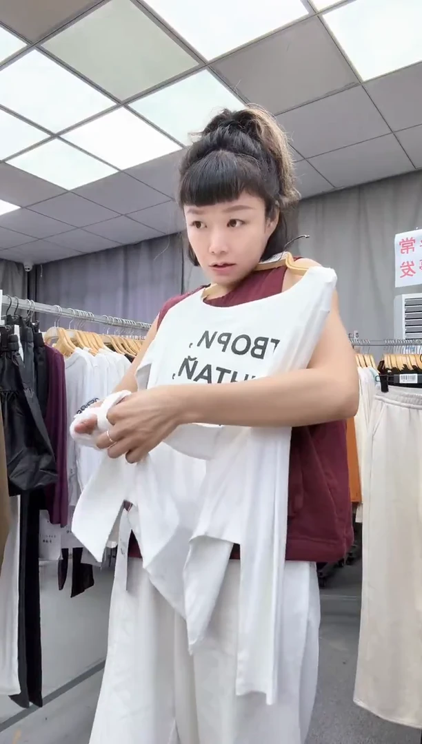 大哥家漂亮衣服漂亮颜色