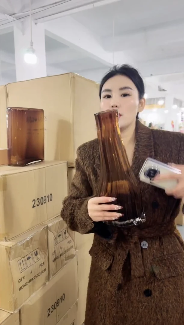 【闪购商品】无铅玻璃UU外贸花瓶微瑕-JU8L