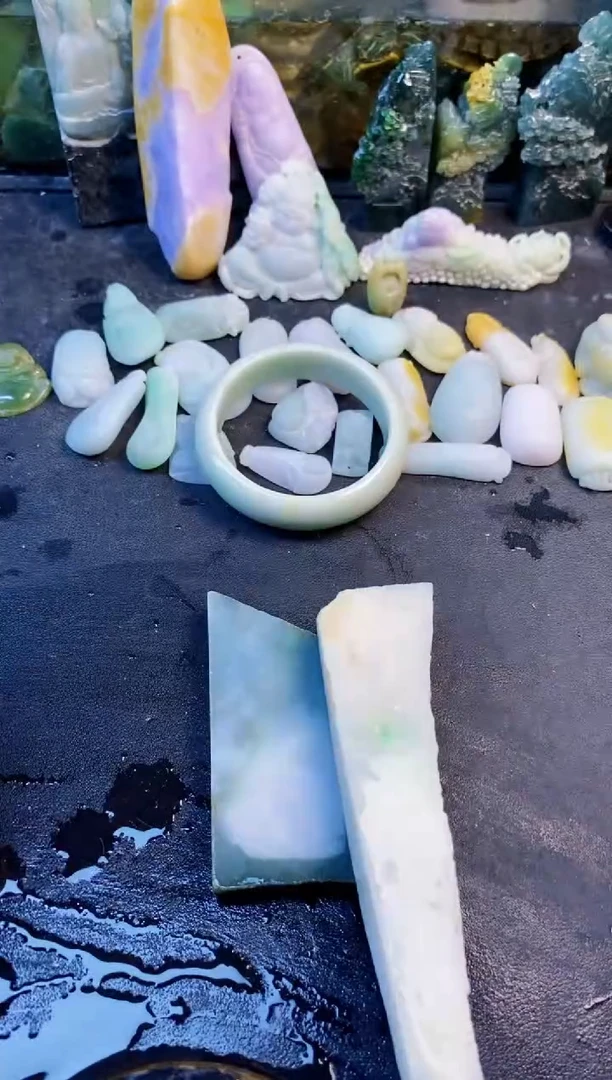 未镶嵌挂件翡翠天然翡翠097