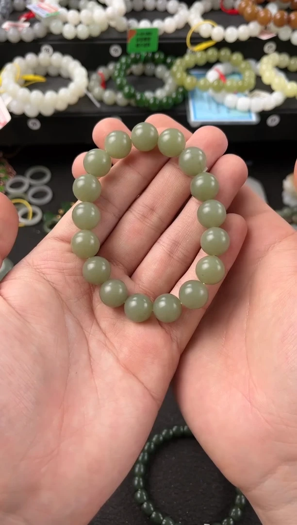 【闪购商品】和田玉手串未镶嵌若羌青黄口卡12微色差