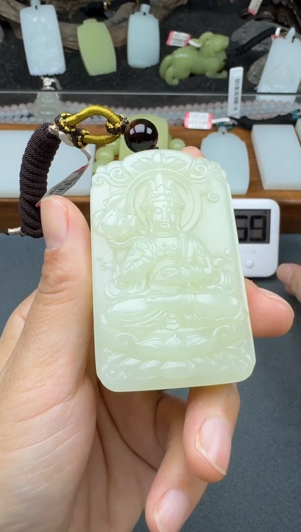 颈饰未镶嵌和田玉2