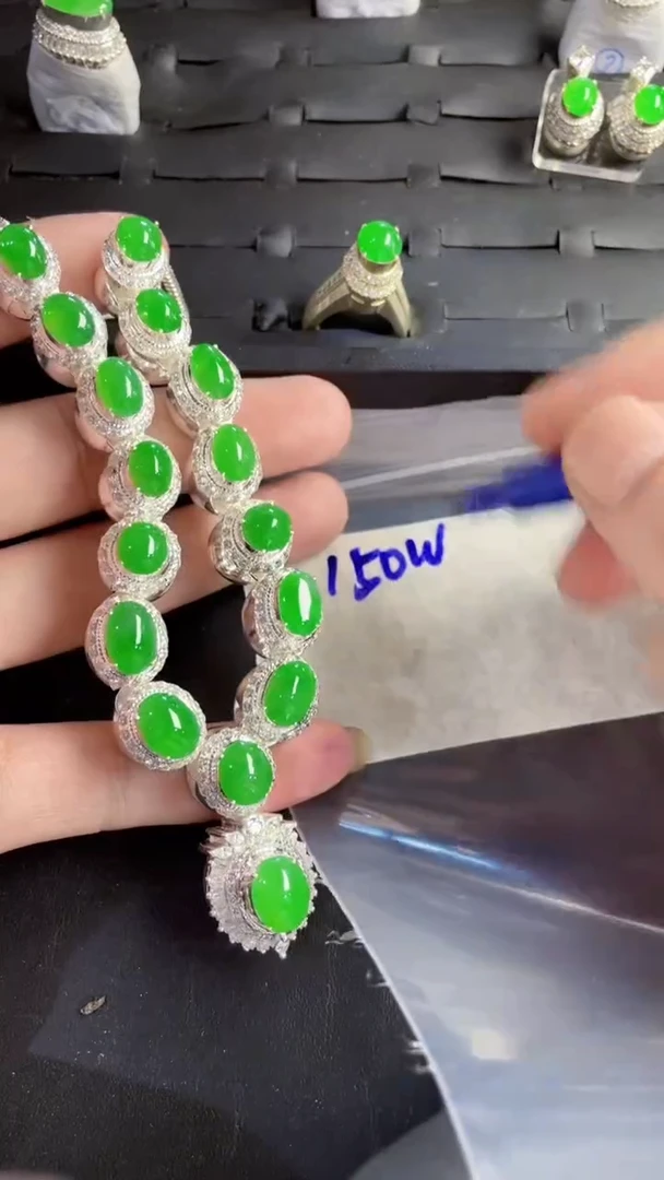 未镶嵌定制翡翠纯天然翡翠a货