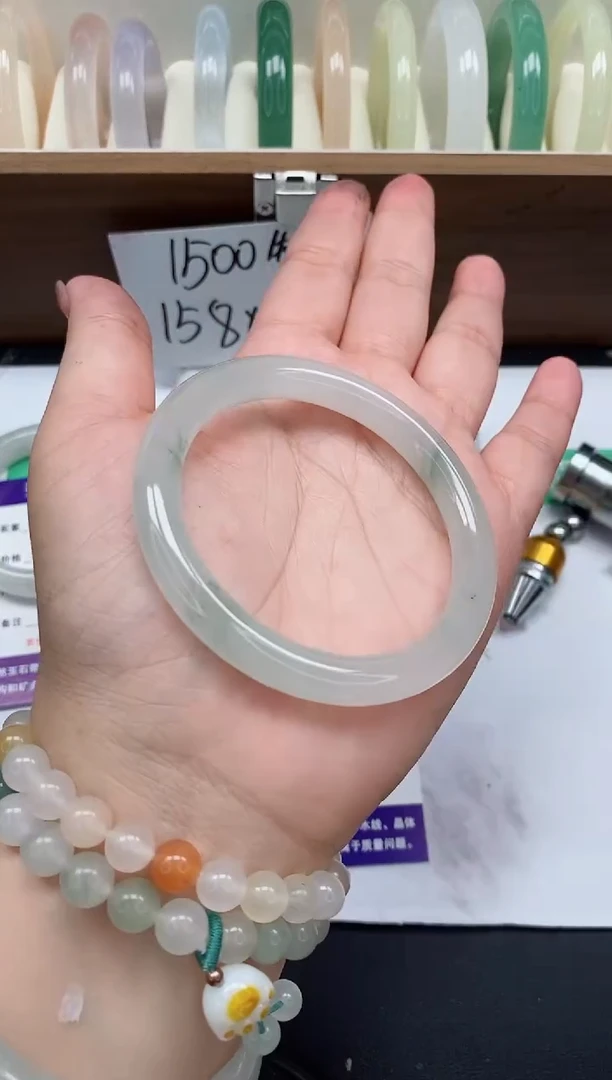 石英质玉手镯未镶嵌257/56-57