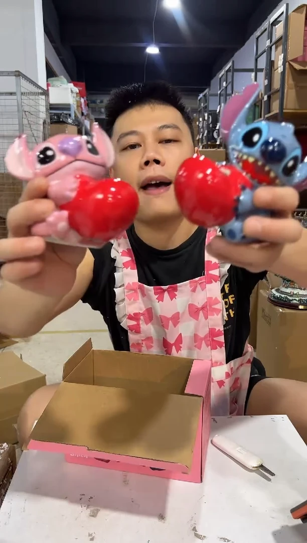 瓷片原盒史迪仔安琪抱爱心牙刷架