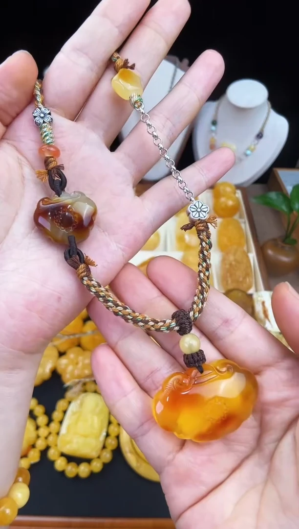 琥珀未镶嵌珠宝奇石柒月