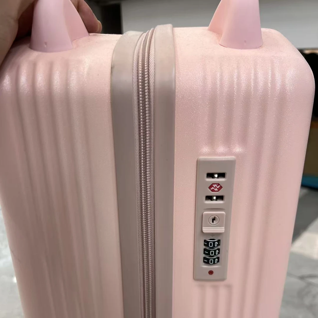 高颜值粉色行李箱户外便携 XBH