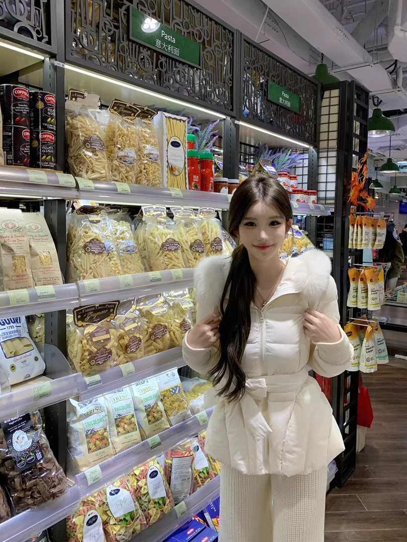 2025秋冬新款高级感气质毛领外套女搭配显瘦休闲裤两件套装