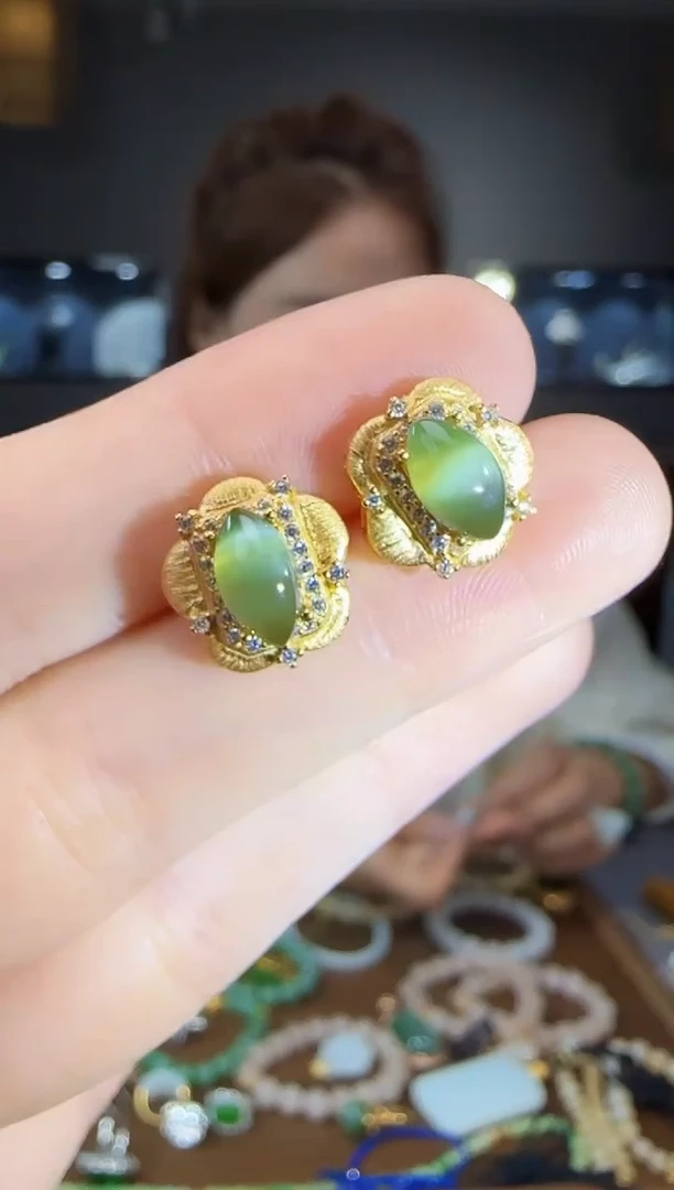 和田玉银S925镶嵌耳饰1