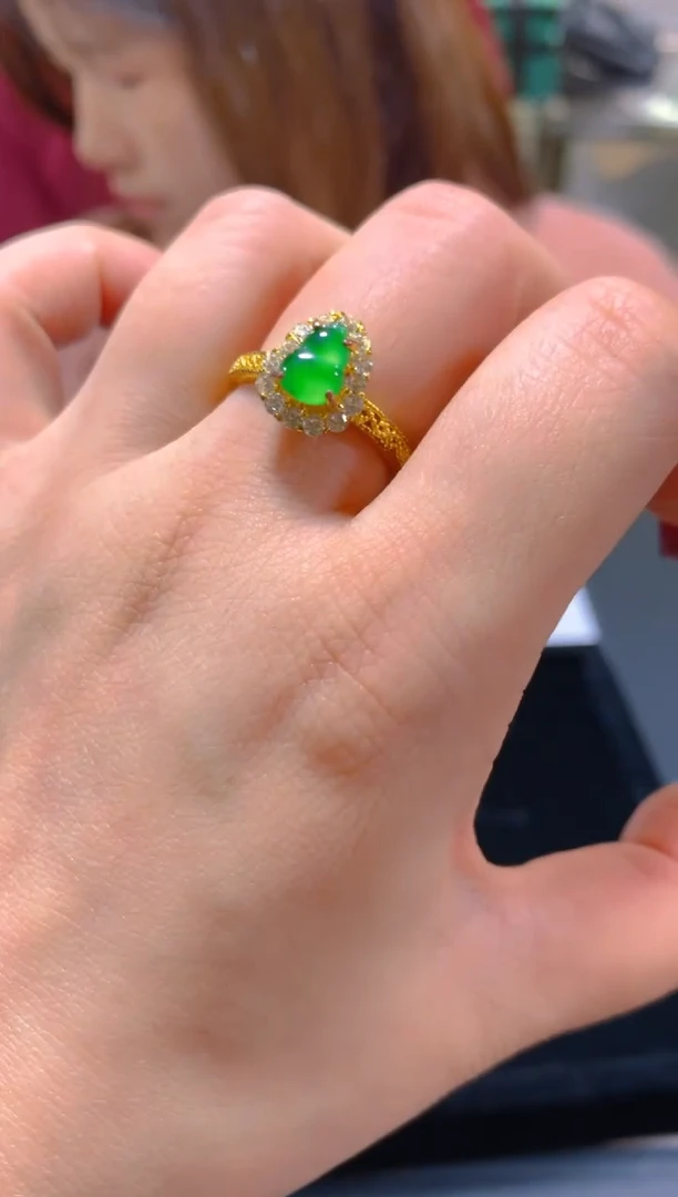 未镶嵌戒指翡翠多样性发一