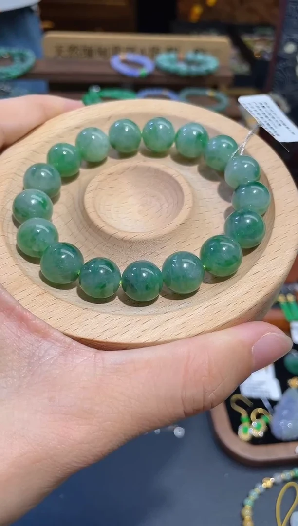 颈饰未镶嵌翡翠假一赔三