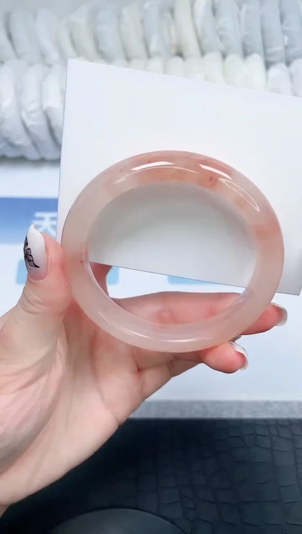 【闪购商品】石英质玉手镯未镶嵌232-58.7