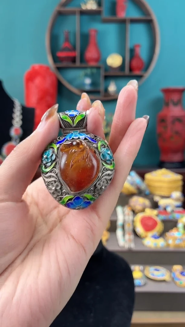 非遗手工花丝镶嵌吊坠