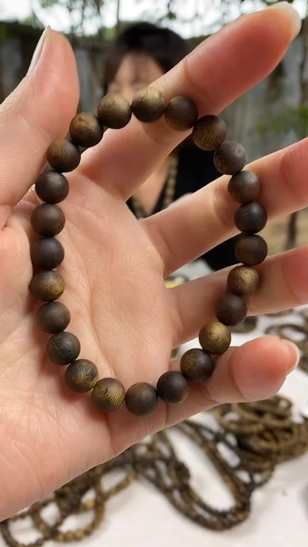 【闪购商品】沉香手串精品凹身圆珠8mm单圈手串多样性发一