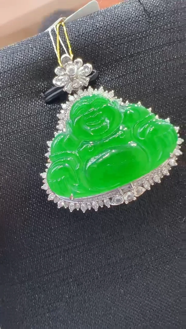 【闪购商品】翡翠吊坠(不含链)18K金镶嵌