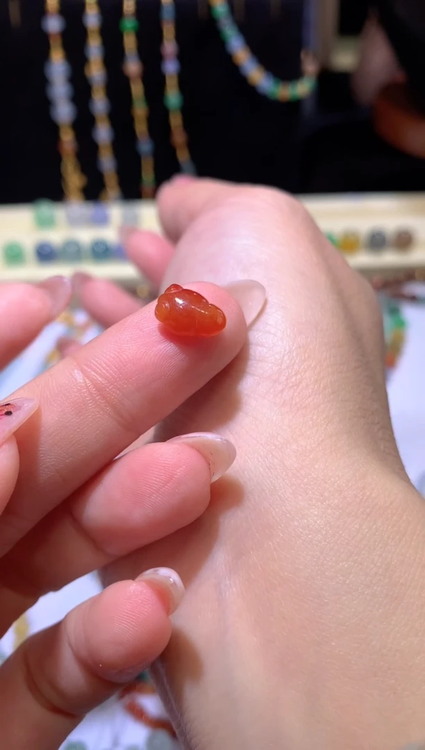 【闪购商品】定制翡翠未镶嵌冰金鱼680+68