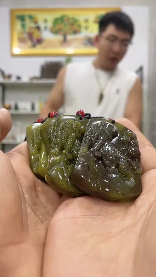 岫玉未镶嵌挂件  多样性发货其中发一件