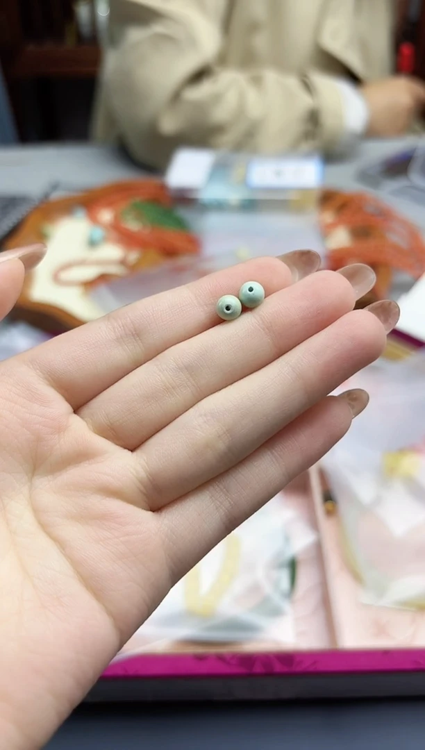 未镶嵌配饰玛瑙/玉髓玛瑙配饰一对6mmGW