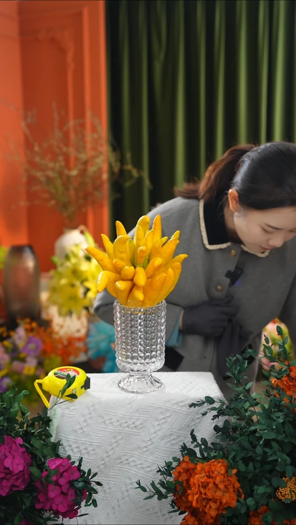 波点水晶高脚杯 收纳