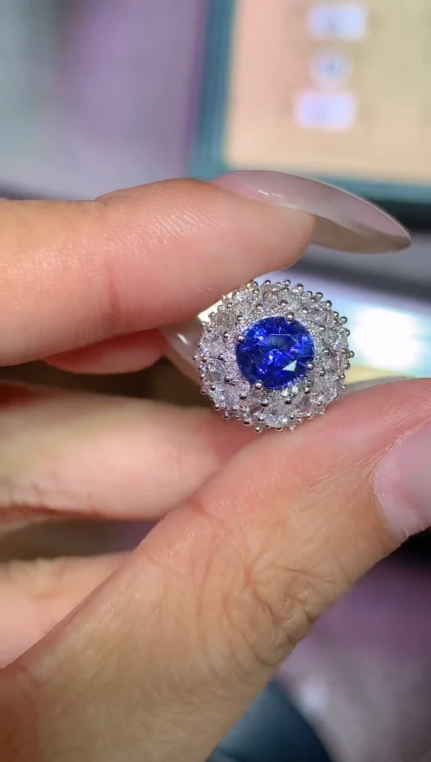 蓝宝石戒指18K金镶嵌1.2ct
