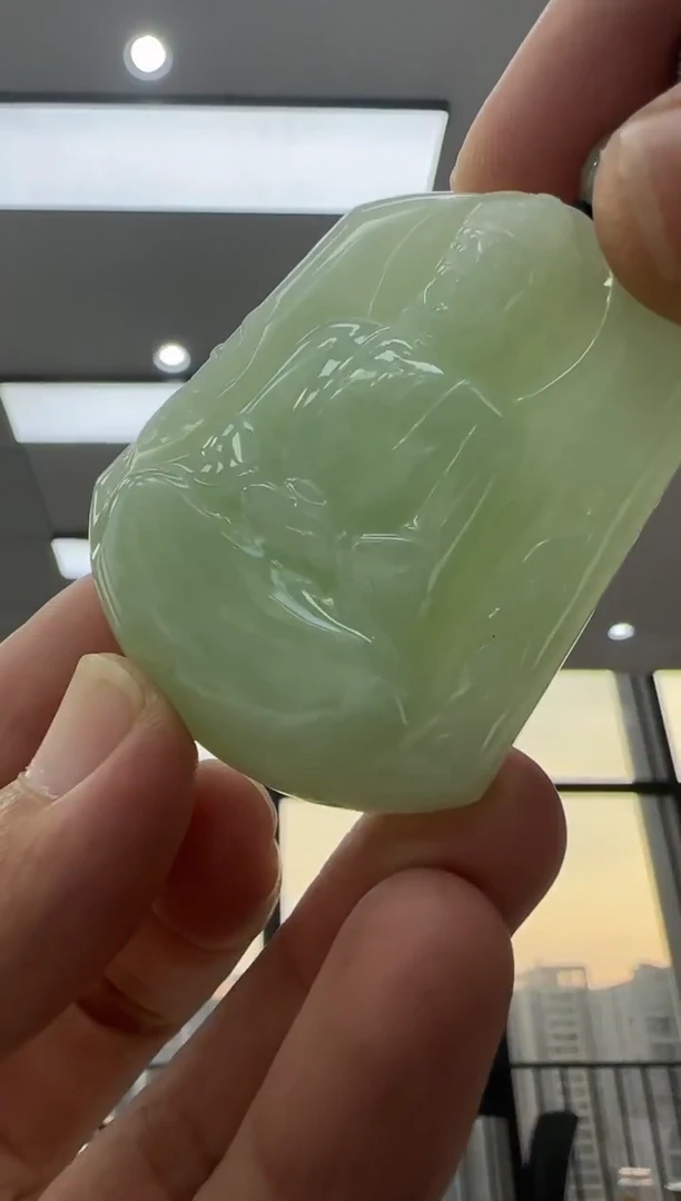 颈饰未镶嵌翡翠天然翡翠A货孤品一件