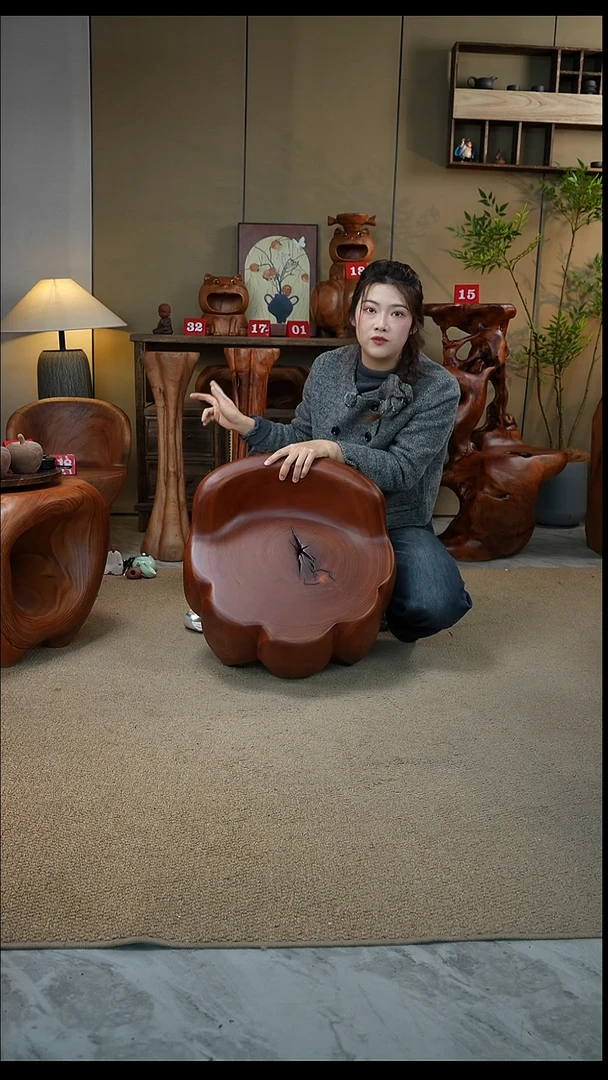 香樟木整木一体凳