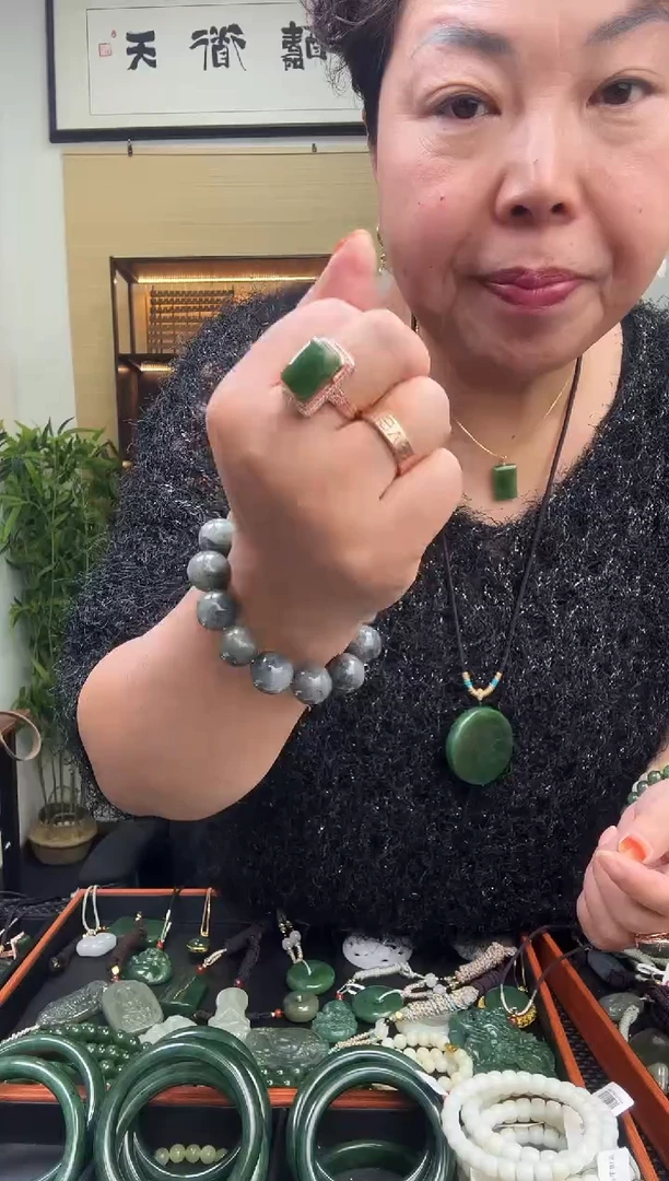 颈饰未镶嵌和田玉多样性发一  z128