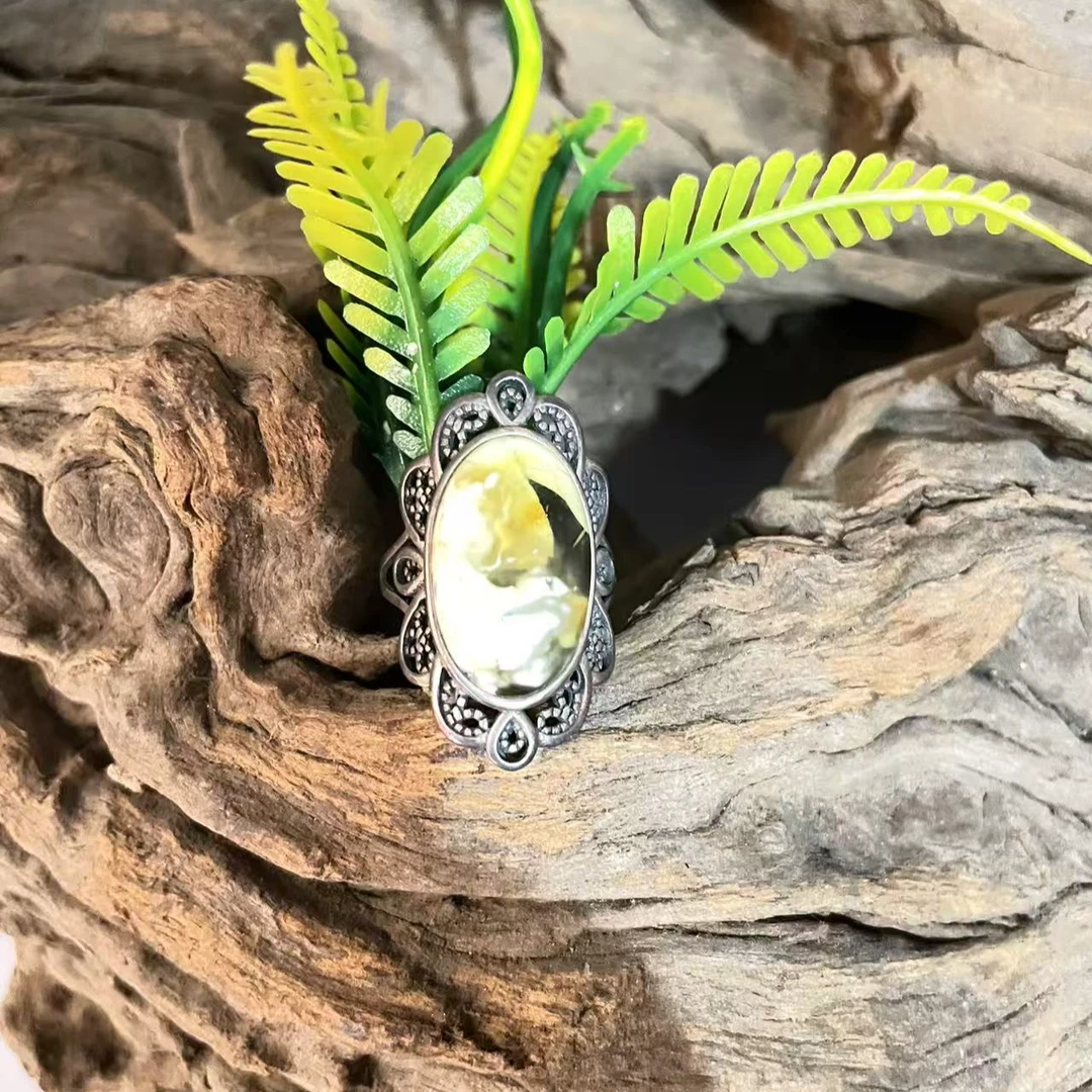 天然轻奢手工时尚个性精美琥珀镶嵌戒指