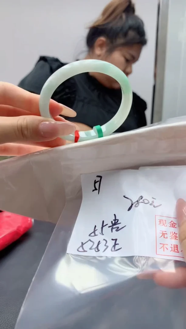 定制翡翠未镶嵌毛货手镯需精细抛光/手镯57