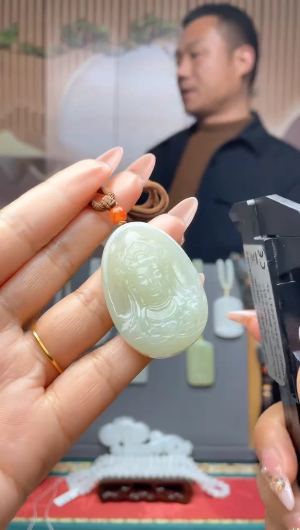 【闪购商品】和田玉颈饰未镶嵌一